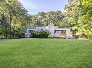 11 Hawthorne St, East Hampton, NY 11937
