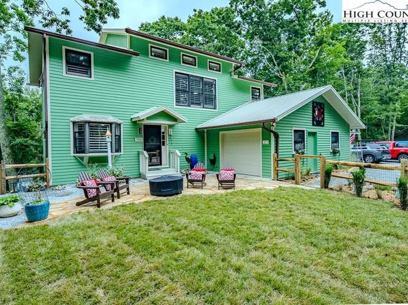 710 Pine Ridge Road, Beech Mountain, NC 28604