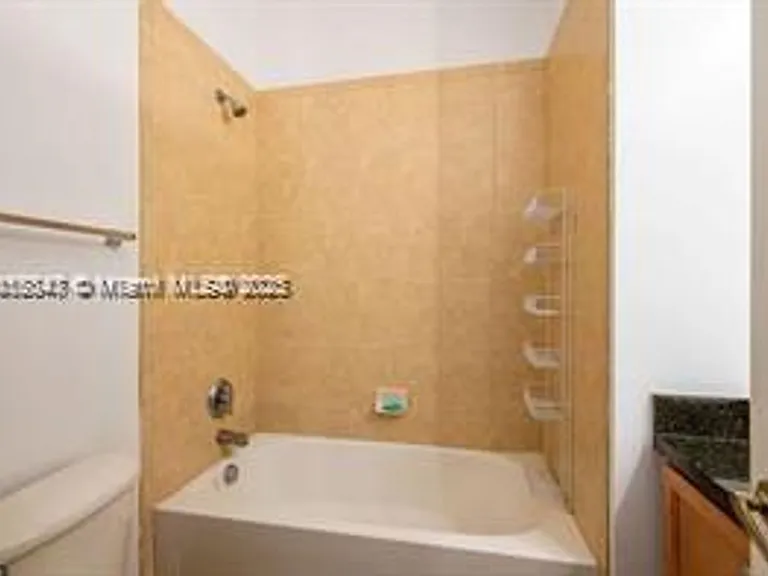 109 SW 147th Ter #1109 — Photo 20