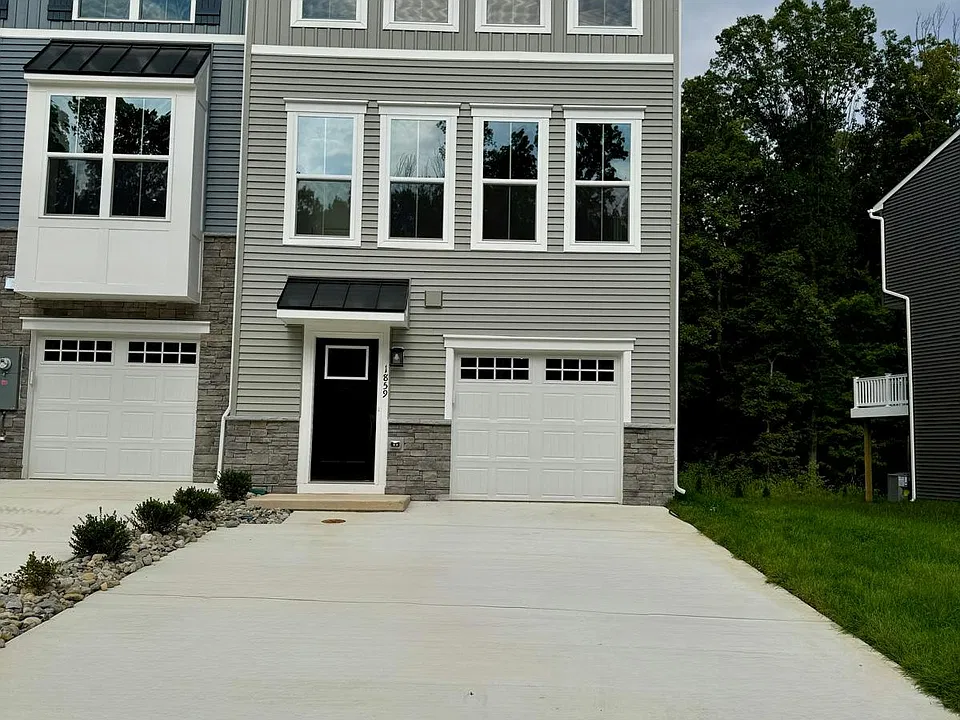 1859 Bergerac Ct
