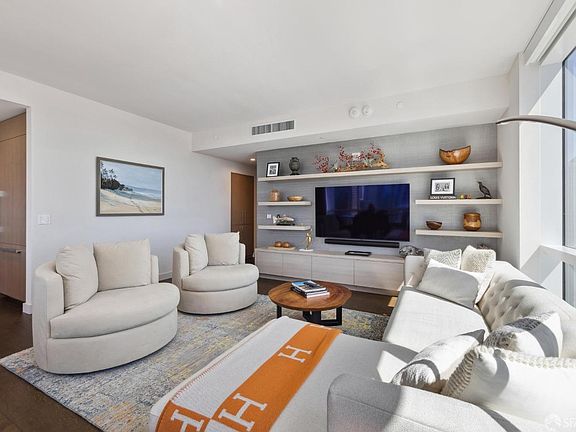 5th image of 488 Folsom St Unit 3804