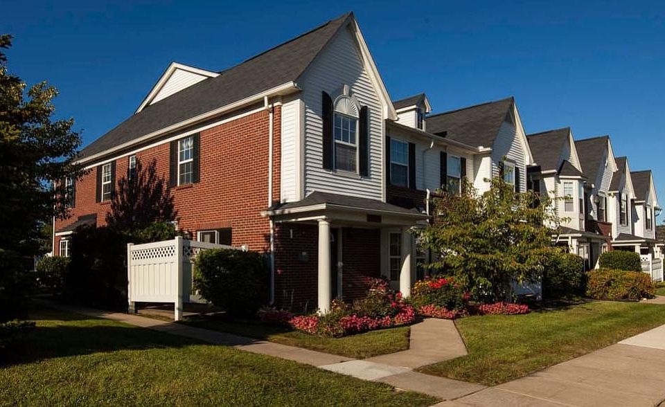 Wyndchase 41376 Williamsburg Blvd Canton MI Zillow