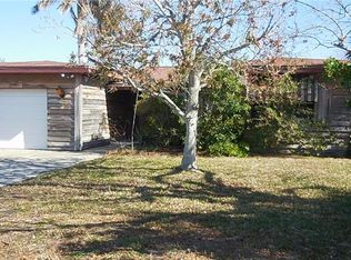 16009 5th St E, Redington Beach, FL 33708