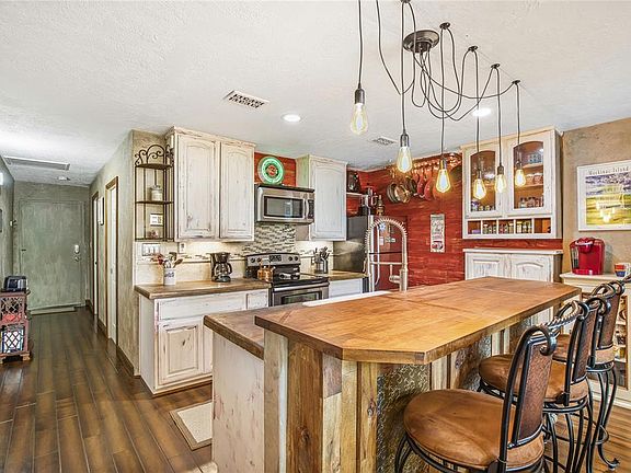 2nd image of 12500 Melville Dr APT 319