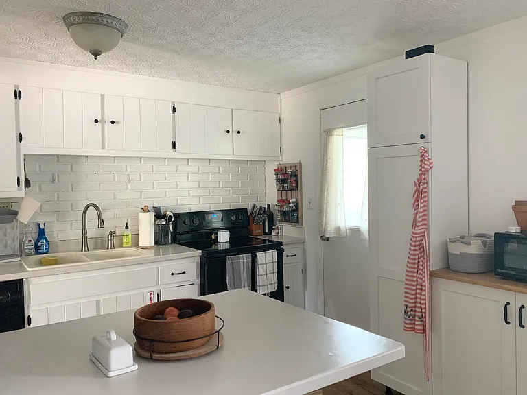 6660 Skywae Dr — Photo 5