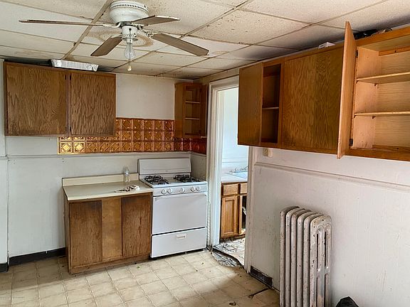 2nd image of 430-32 N Irving Ave