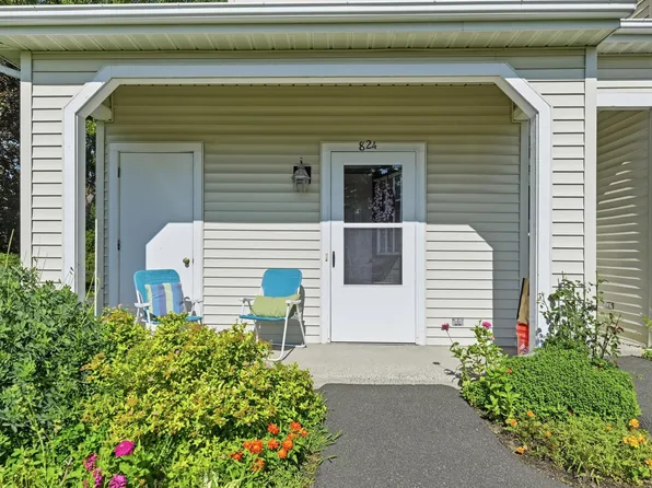 824 Ridge Circle, Troy, NY 12182