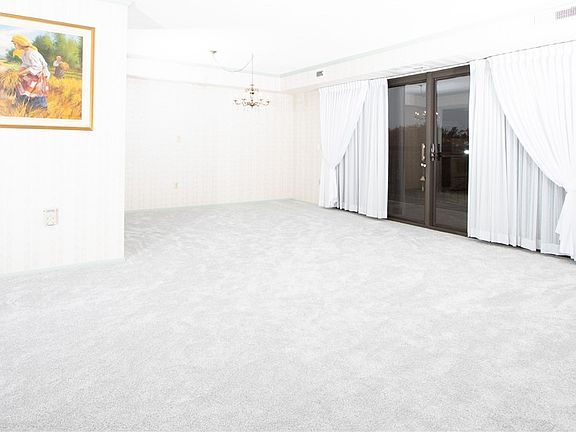3rd image of 12550 Lake Ave APT 810