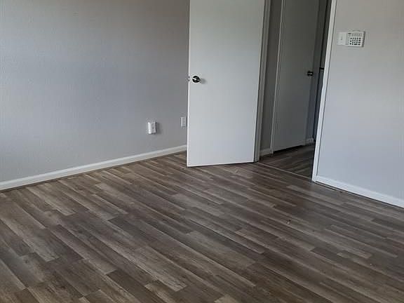 5th image of 7700 Creekbend Dr APT 63