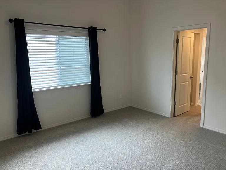 513 SE Fowler St — Photo 15