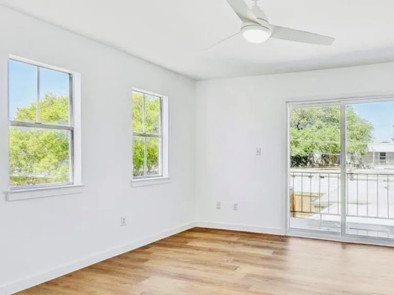 11821 Petal Dr — Photo 12