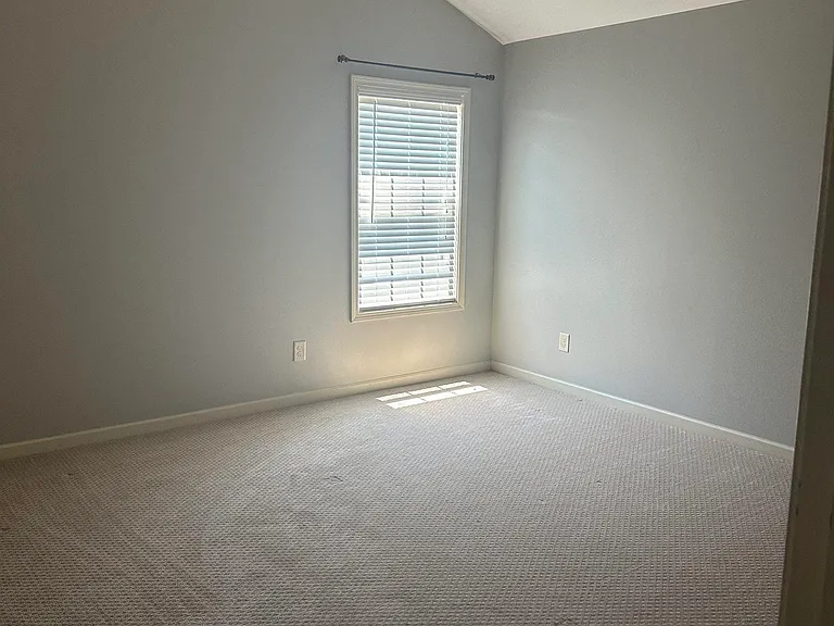 121 Hawks Tail Dr — Photo 36