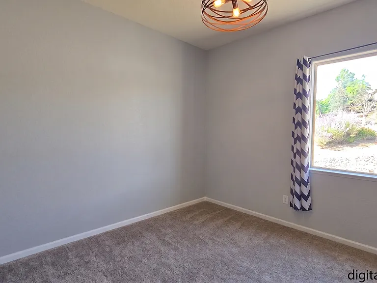 5265 N Elk River Rd — Photo 32