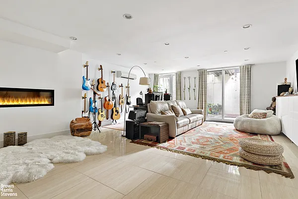 Sold by Brown Harris Stevens | media 21