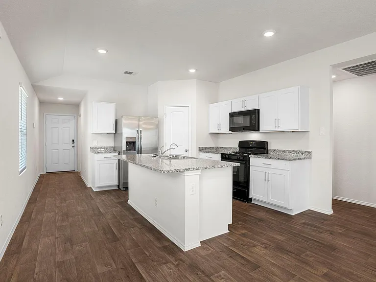 376 Euclid Ln — Photo 3
