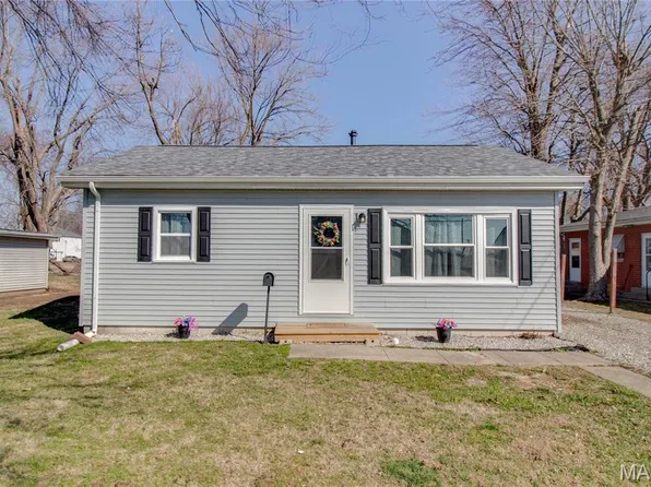 907 W Exchange St, Jerseyville, IL 62052