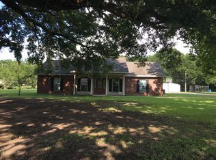 1055 Veillon Rd, Ville Platte, LA 70586