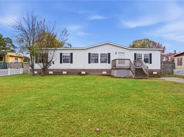 1308 Swallow Dr, Virginia Beach, VA 23453