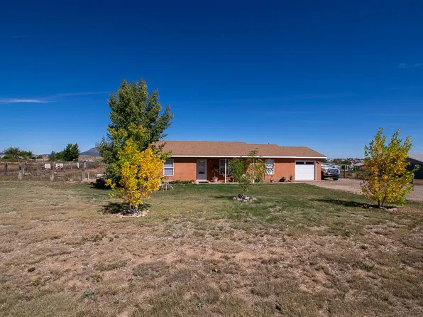 27 El Prado Dr, Edgewood, NM 87015