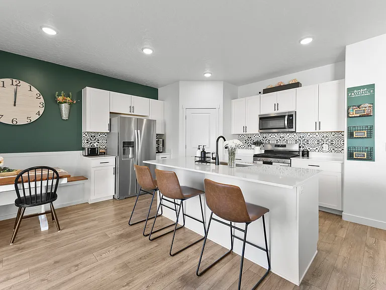 256 N Pier Ln — Photo 9