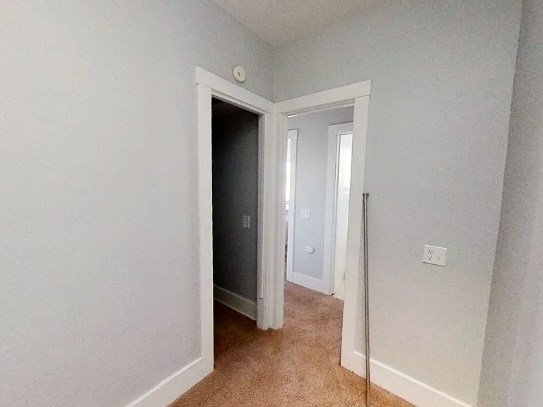 1625 East Ave — Photo 8