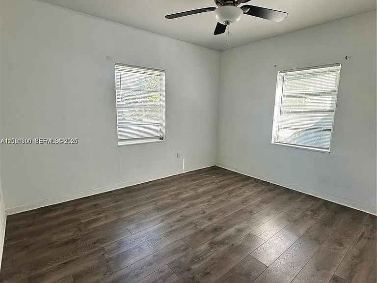 1836 NW 33rd St — Photo 9