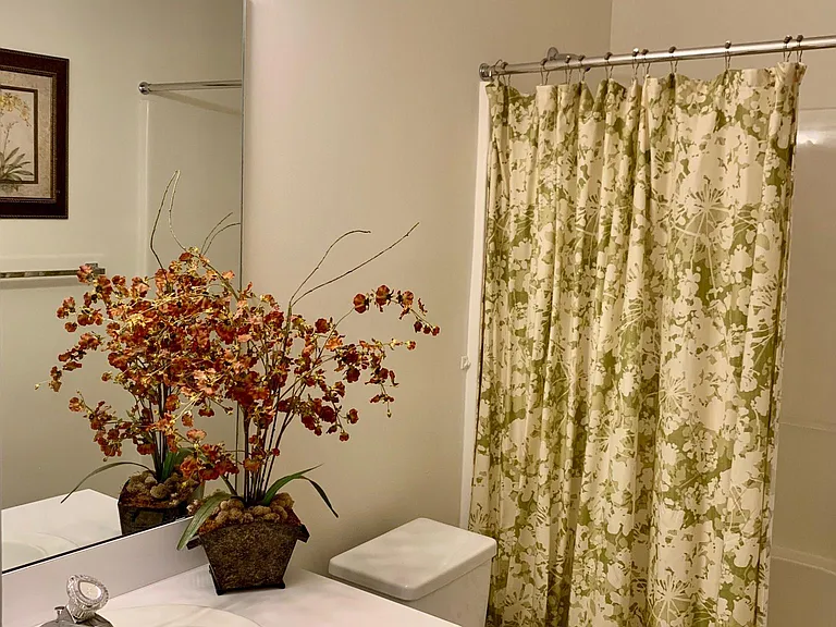 Candlewood — Photo 11