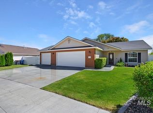 1215 Golden Pheasant Dr, Twin Falls, ID 83301