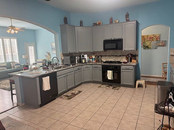 5th image of 10714 J A Forster Dr