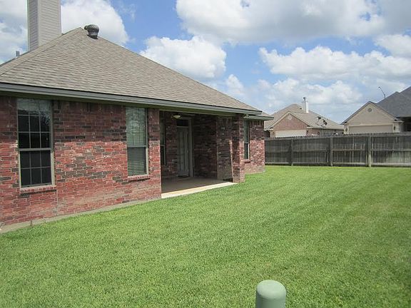 5th image of 315 Robelmont Dr