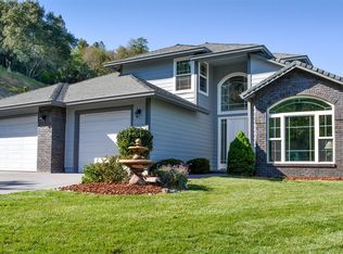 15385 Mountain Shadows Dr, Redding, CA 96001