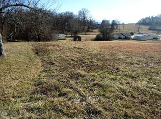 1713 Corral Ln #14, Dandridge, TN 37725