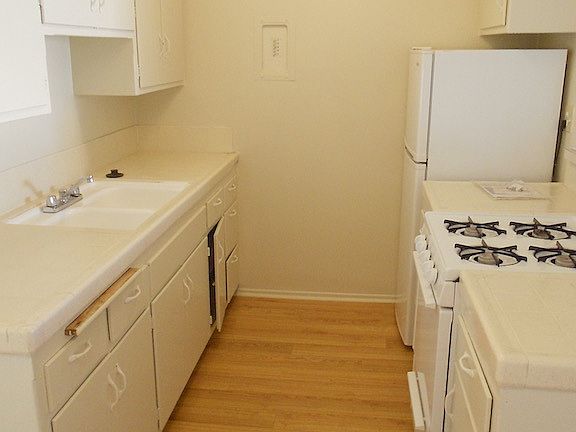 5th image of 3722 Bagley Ave APT 30