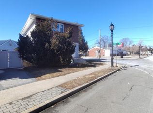 2167A Great Neck Rd, Copiague, NY 11726