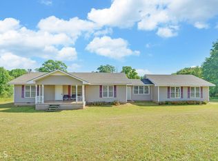 1021 Lewis Rd, Hartwell, GA 30643