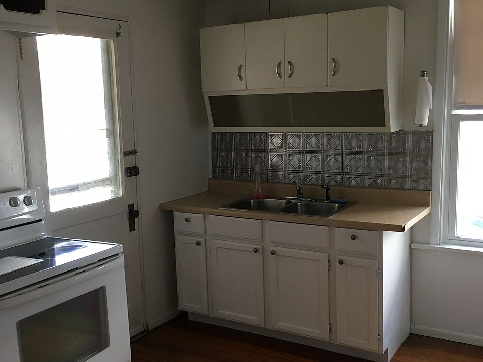 2nd image of 4209 34th Ave