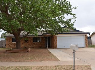 604 Cherry St, Levelland, TX 79336