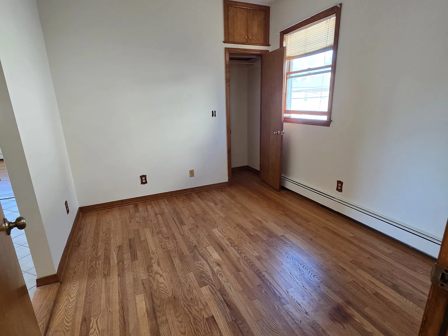 2 bed, 550 sqft, $2,300 — Photo 4