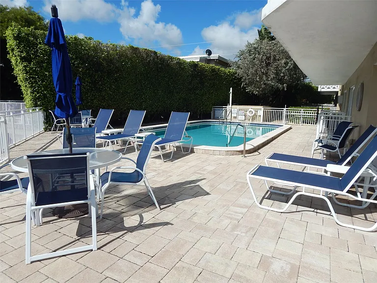 3220 Bayview Dr #314 — Photo 3