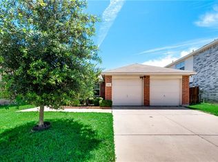 2044 Pine Knot Dr, Heartland, TX 75126