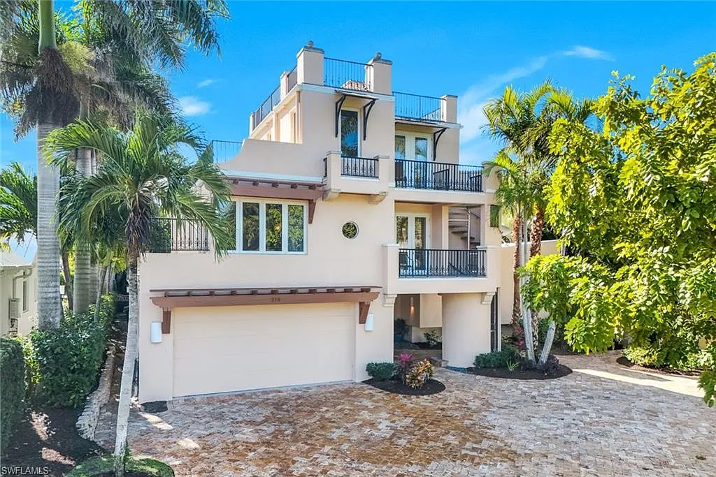 5 bed, 5.5 bath, 4600 sqft, $45,000 — Photo 1