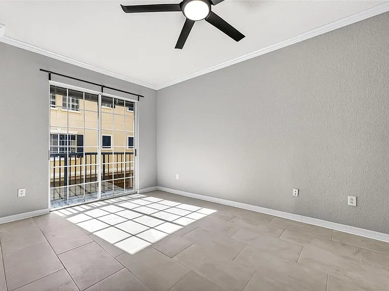 105 Bradford Beach Ct #105 — Photo 17