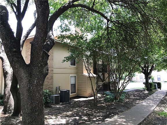 3rd image of 10616 Mellow Mdws APT 35A