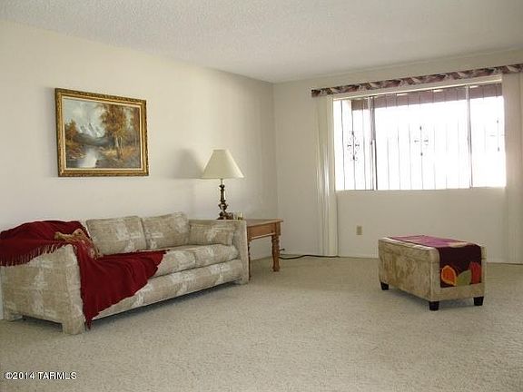 5th image of 8925 E Palms Park Dr