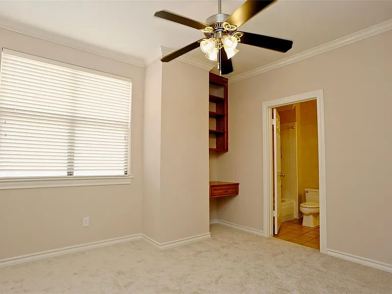 1721 Potomac Dr #C — Photo 16