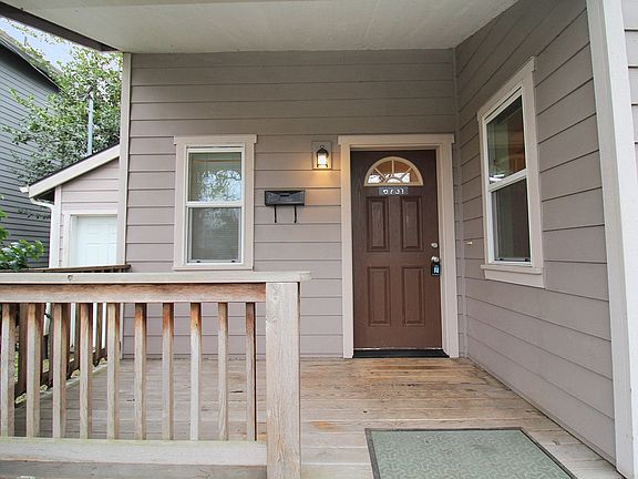 2nd image of 6731 N Albina Ave