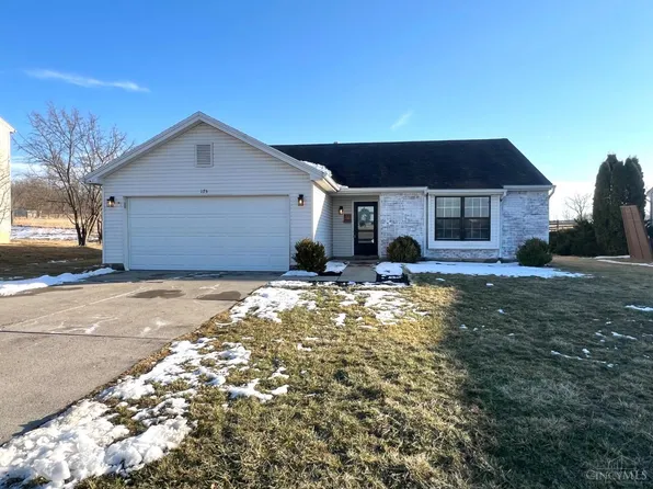 175 Green Knoll Dr, Franklin, OH 45005