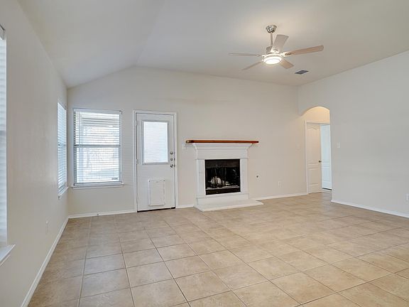 5th image of 2743 Pleasant Hill Rd