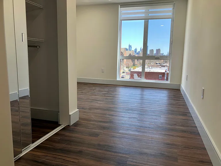 4904 Spruce St #506 — Photo 11