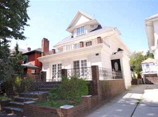 1420 E 27th St, Brooklyn, NY 11210